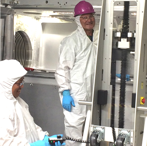Technicians Participate in TanDM Commissioning