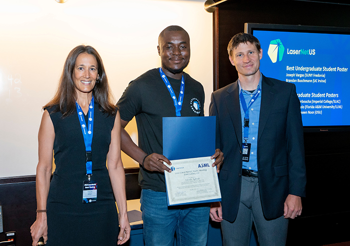 Adeola Aghedo Accepts Best Poster Award