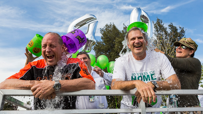Jeff Wisoff and Bruce Warner Take the Ice Bucket Challenge