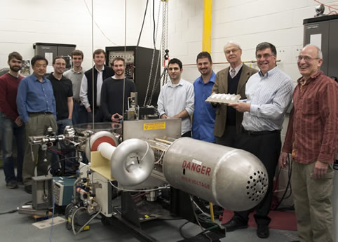 Ed Moses With Members of the MIT Plasma Science and Fusion Center